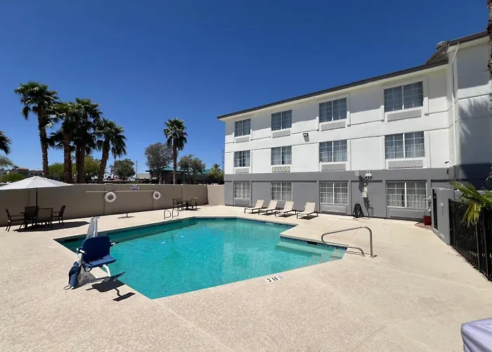 Garner Phoenix Northwest - By Ihg