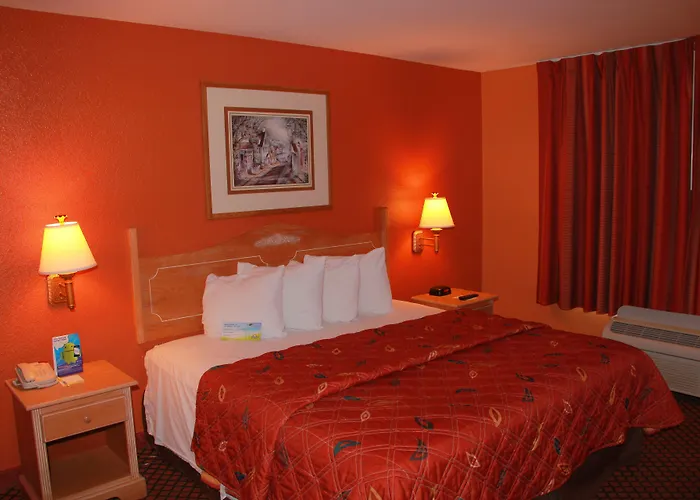 Hotel Garner Phoenix Northwest - By Ihg Surprise