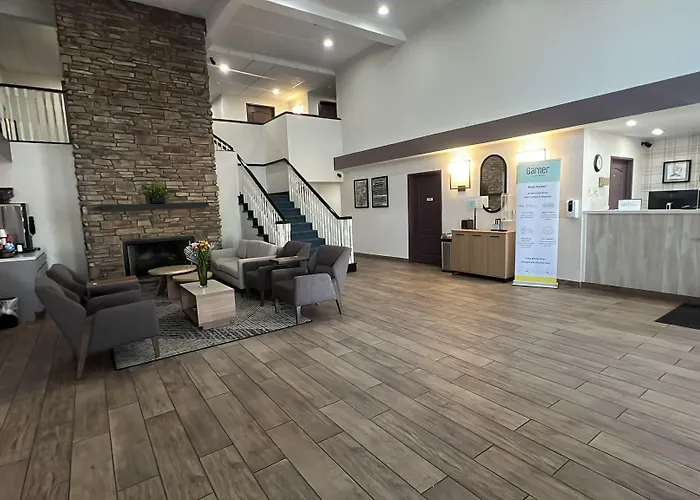 Garner Phoenix Northwest - By Ihg