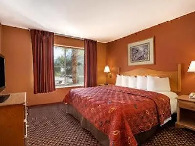 Hotel Garner Phoenix Northwest - By Ihg Surprise